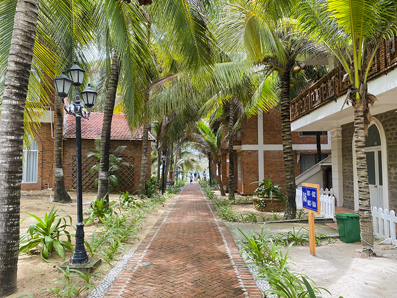 Kega Lighthouse Resort