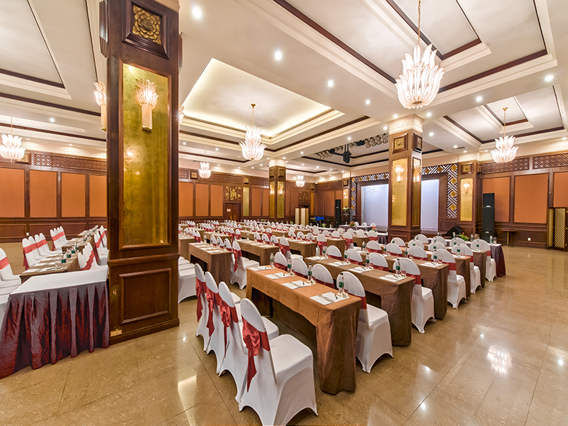 Khách Sạn Mường Thanh Holiday Huế