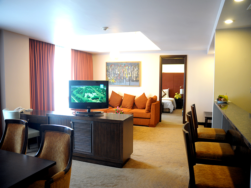 Khách Sạn Mường Thanh Holiday Huế