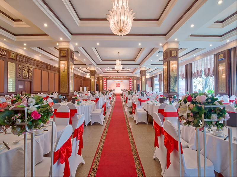 Khách Sạn Mường Thanh Holiday Huế