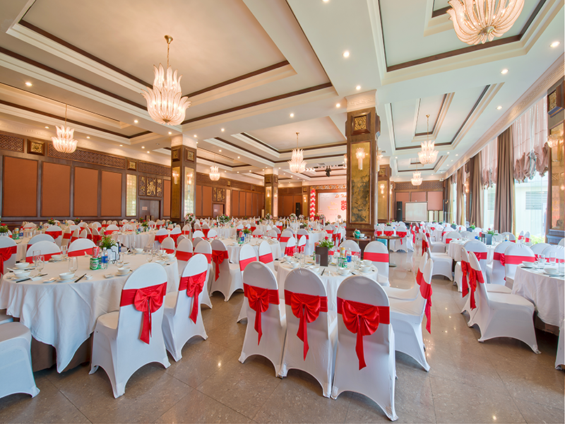 Khách Sạn Mường Thanh Holiday Huế