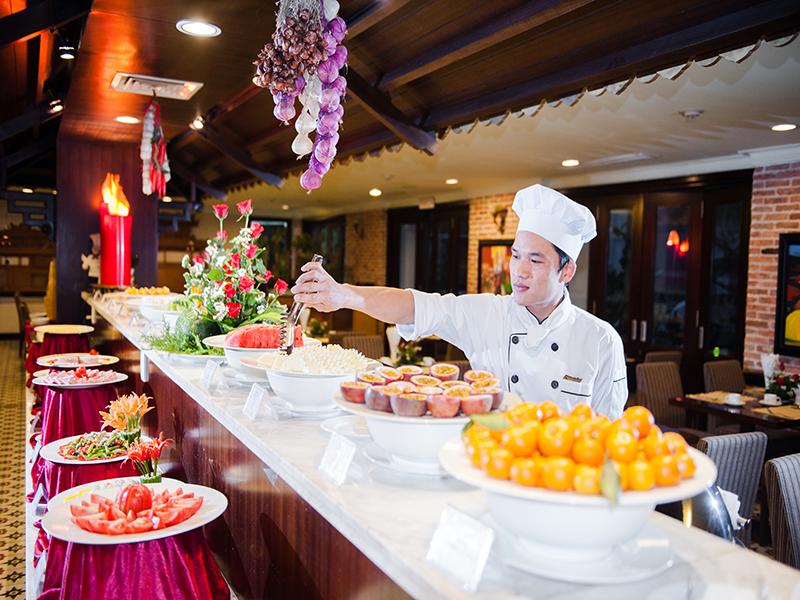Khách Sạn Mường Thanh Holiday Huế