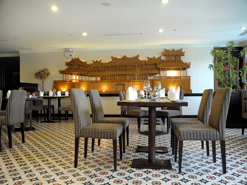 Khách Sạn Mường Thanh Holiday Huế