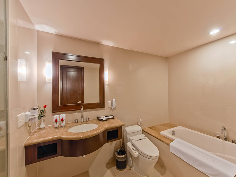 Khách Sạn Mường Thanh Holiday Huế