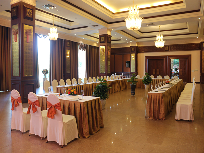 Khách Sạn Mường Thanh Holiday Huế