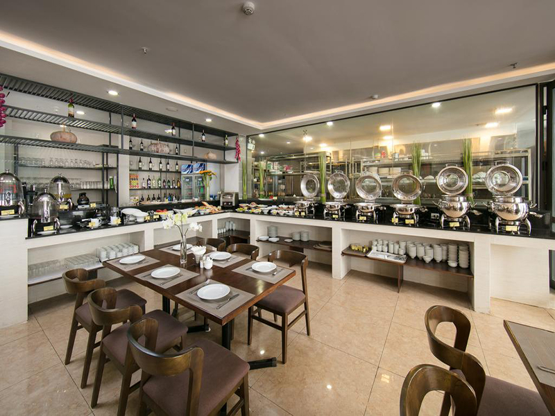 Khách sạn Azura Sapa