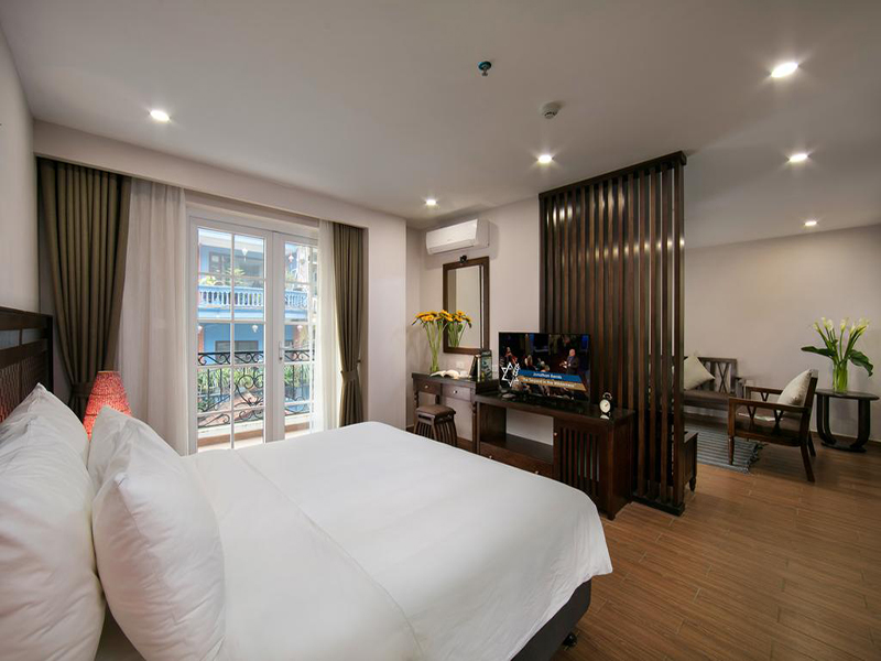Khách sạn Azura Sapa