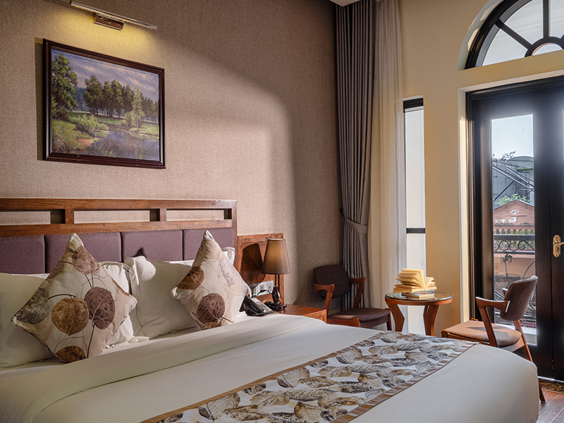 Legend hotel