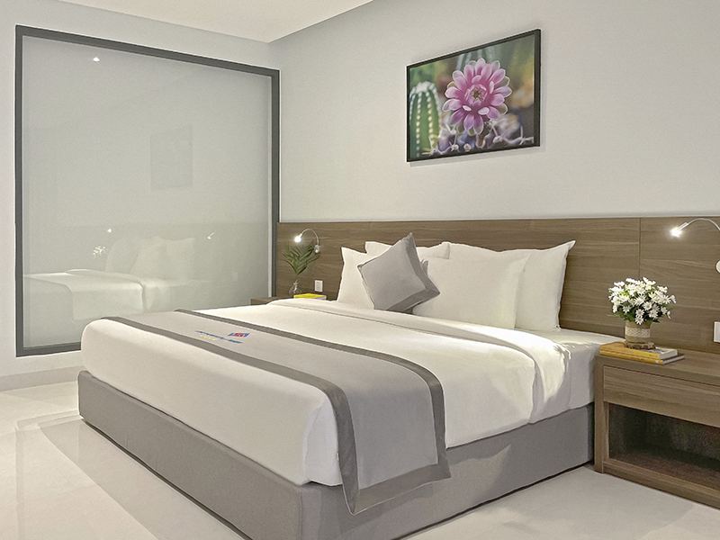 Long Thuận Hotel & Resort
