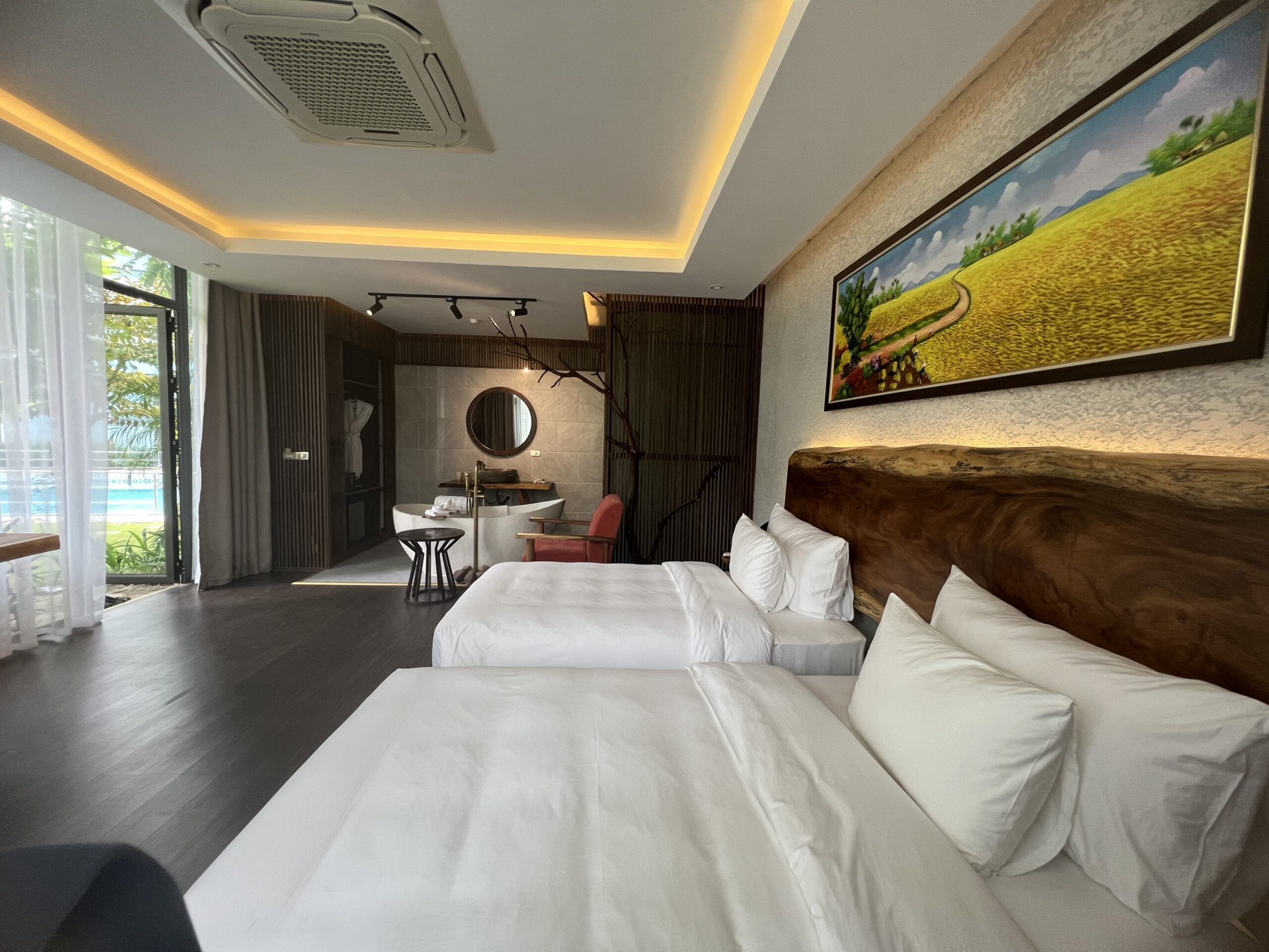 Dòng phòng tiêu chuẩn tại resort được thiết kế ấm cúng và sang trọng