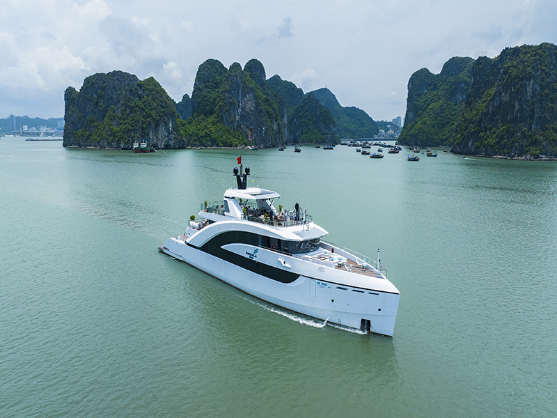 Saquila Yacht