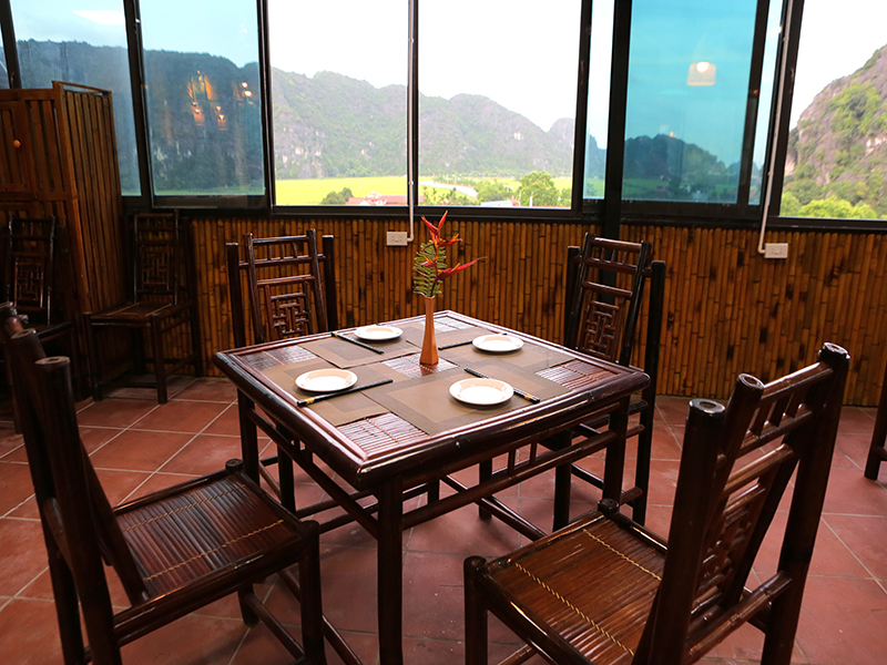 Tam Coc Lion Kings Hotel & Resort