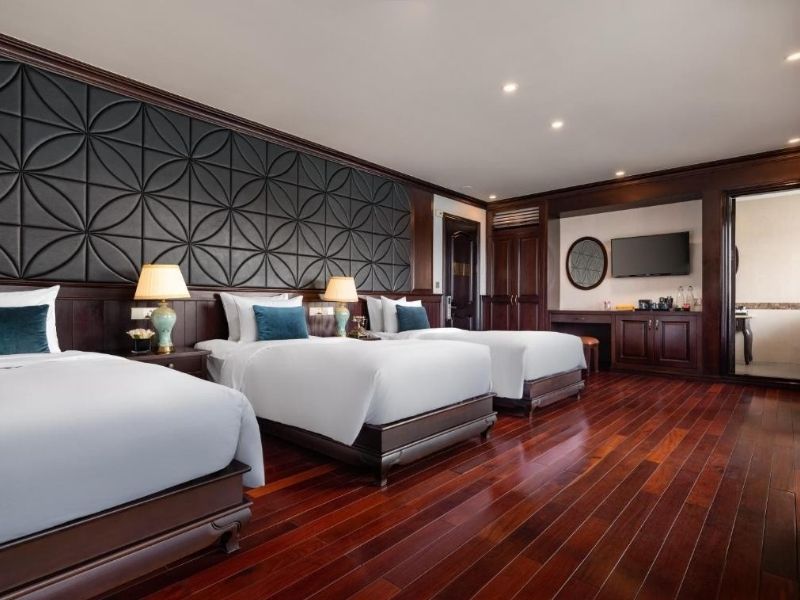 Triple Suite mang đến sự thoải mái và riêng tư, phù hợp cho kỳ nghỉ cùng gia đình hoặc nhóm bạn thân.