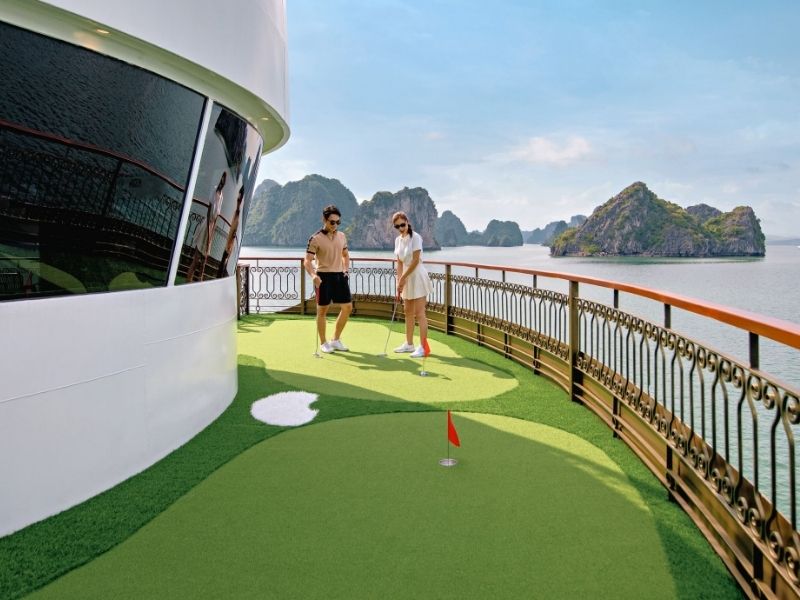 Du thuyền Indochine Premium được du khách trong và ngoài nước đánh giá cao