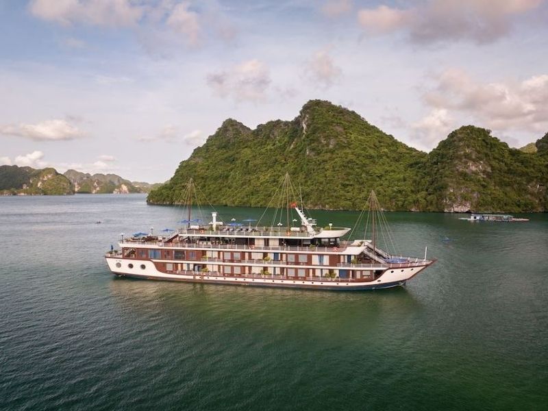 Du thuyền M'Gloria mang phong cách hiện đại kết hợp với hơi thở Indochine sang trọng