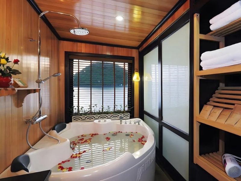 Lalago cung cấp dịch vụ đặt tour du thuyền Starlight Hạ Long uy tín