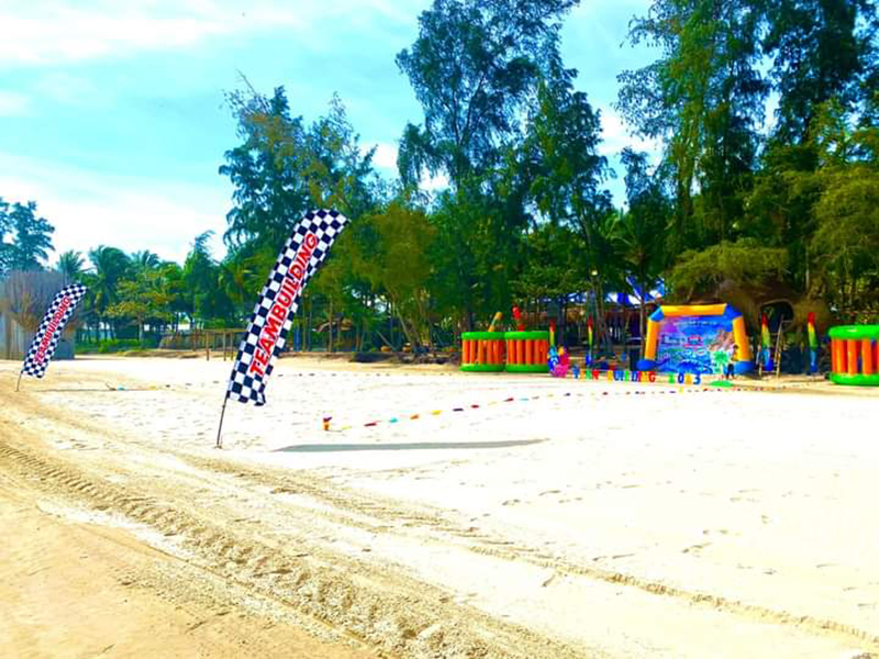 Hola Beach – Beach Club & Eco Glamping Resort