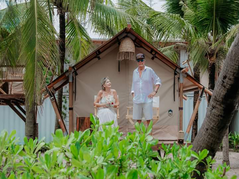 Hola Beach – Beach Club & Eco Glamping Resort