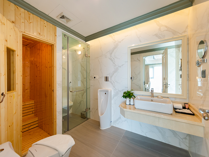 Khách Sạn Mường Thanh Grand Bãi Cháy