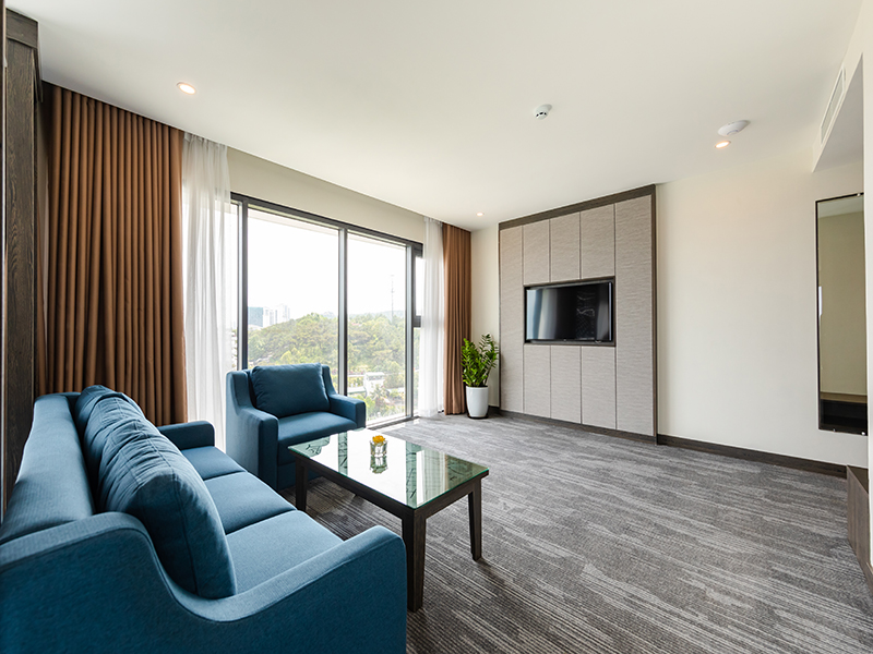 Khách Sạn Mường Thanh Grand Bãi Cháy