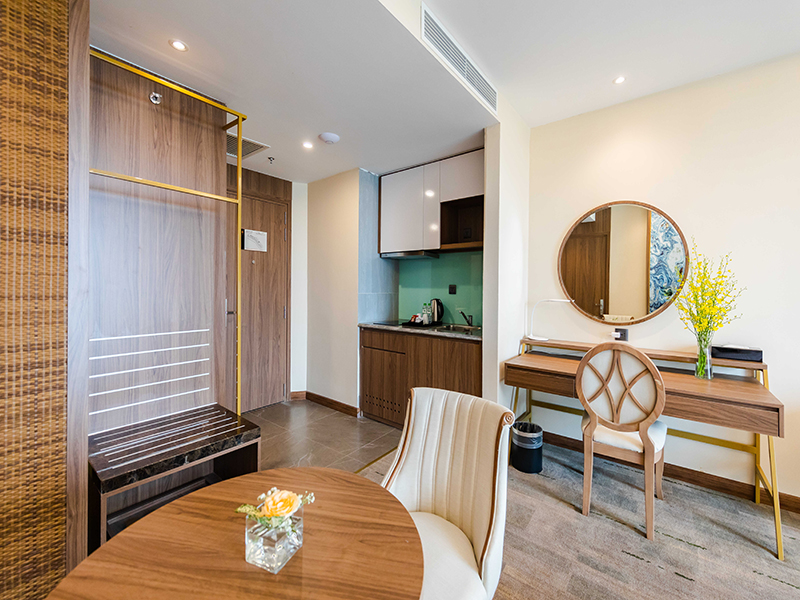 Khách Sạn Mường Thanh Luxury Hạ Long Centre II
