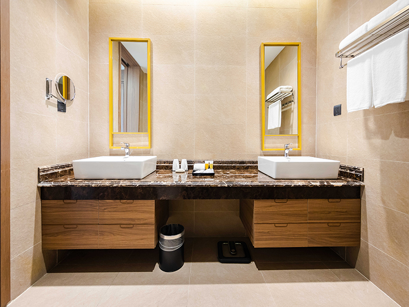 Khách Sạn Mường Thanh Luxury Hạ Long Centre II