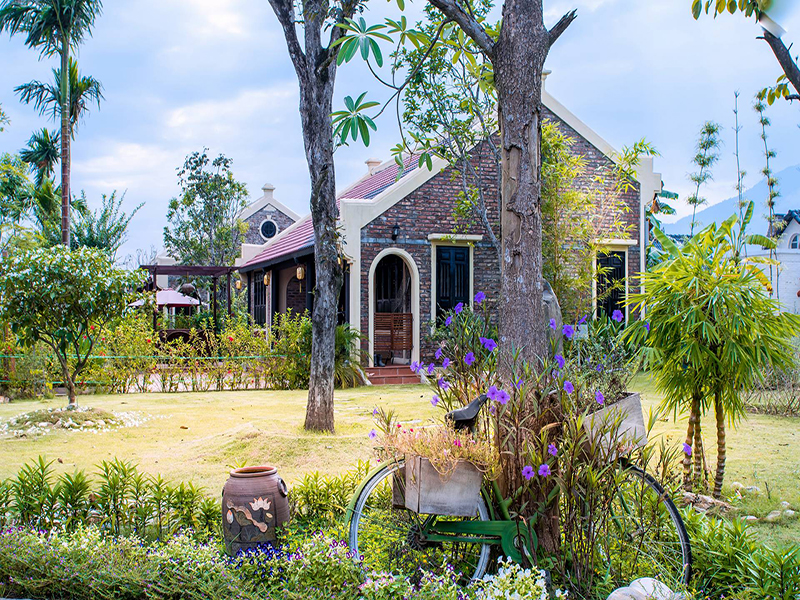 Vườn Vua Resort & Villas
