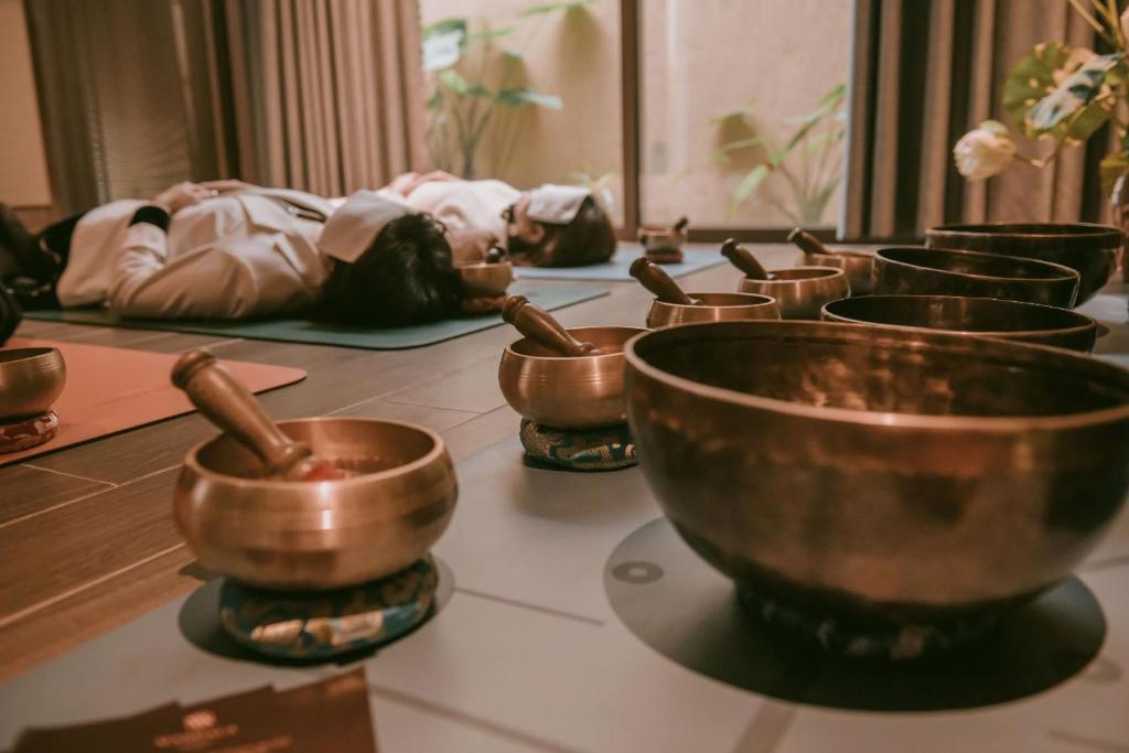 Du khách có thể thư giãn và cảm nhận dòng năng lượng thuần khiết đang len lỏi nuôi dưỡng từng tế bào cơ thể