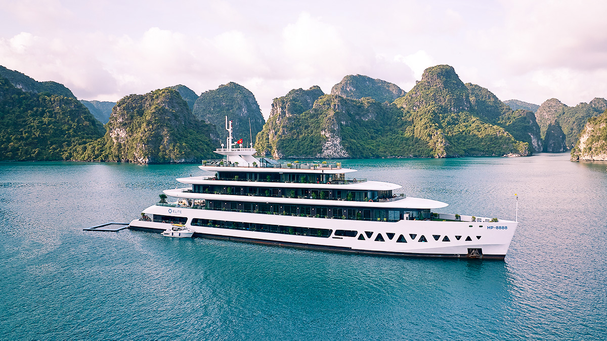 Du thuyền Elite of the Seas đúng chuẩn nghỉ dưỡng 6 sao sang trọng giữa Vịnh Hạ Long và Lan Hạ với mức giá hợp lý.