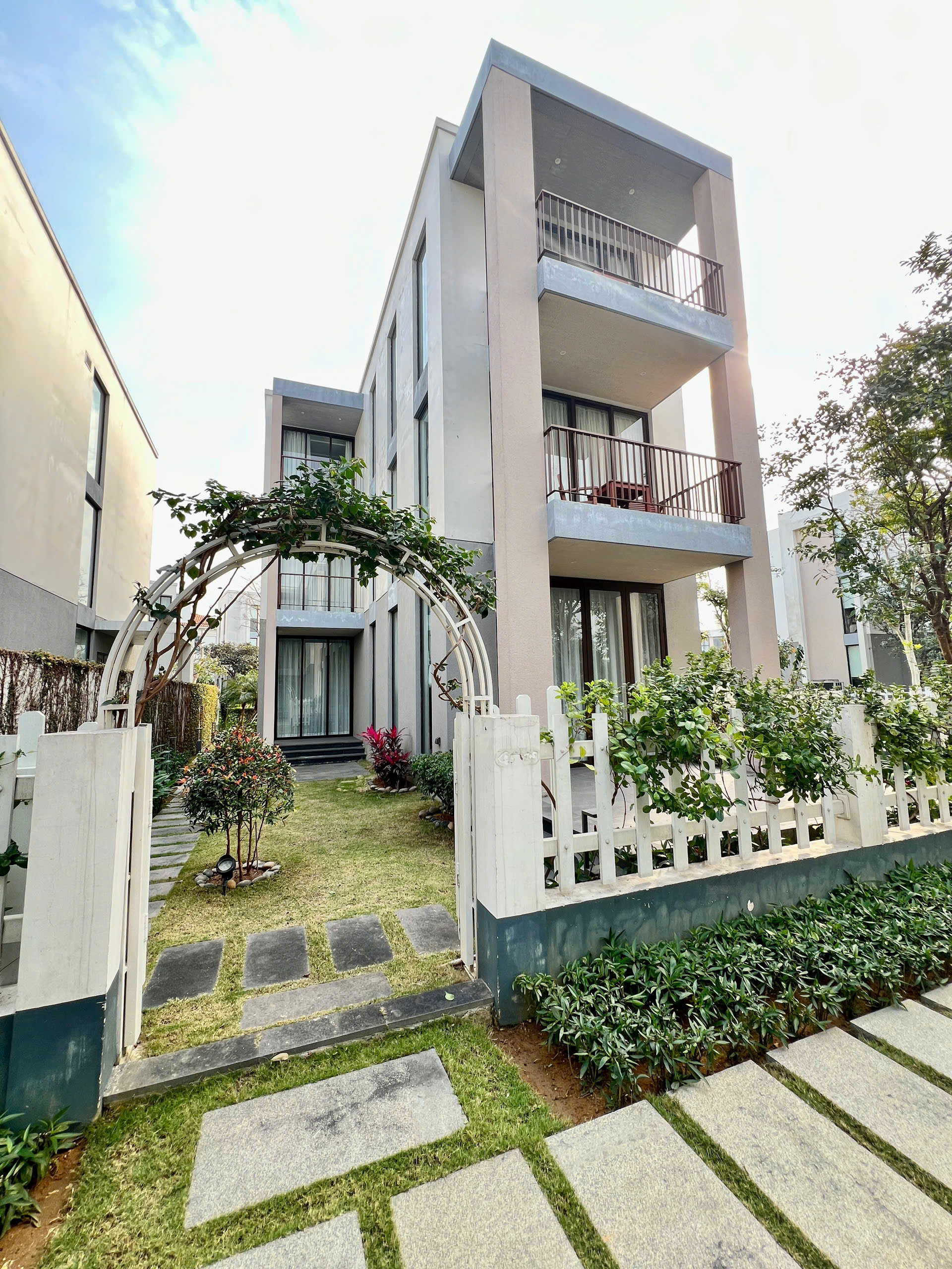 Villa thiết kế hiện đại cho gia đình