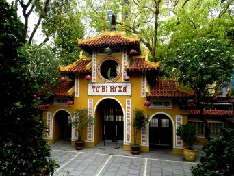 chùa quán sứ nằm ở quận nào của hà nội