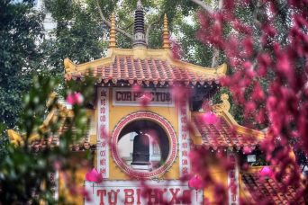 chùa quán sứ hà nội