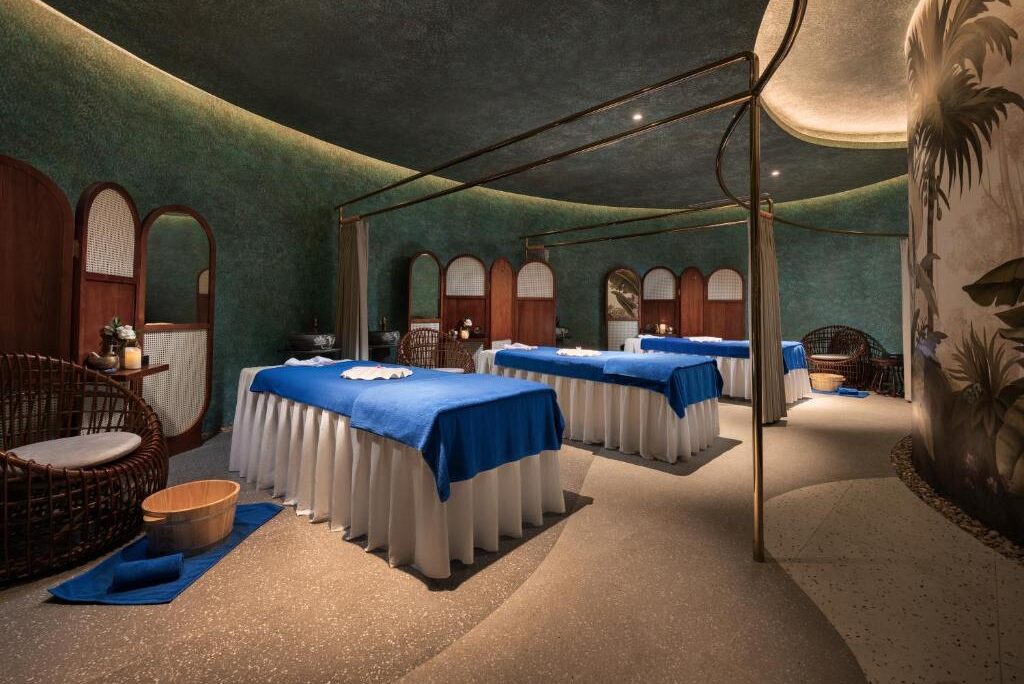 Amara Spa mang đến không gian thư giãn yên tĩnh với các liệu pháp chăm sóc toàn thân chuyên sâu
