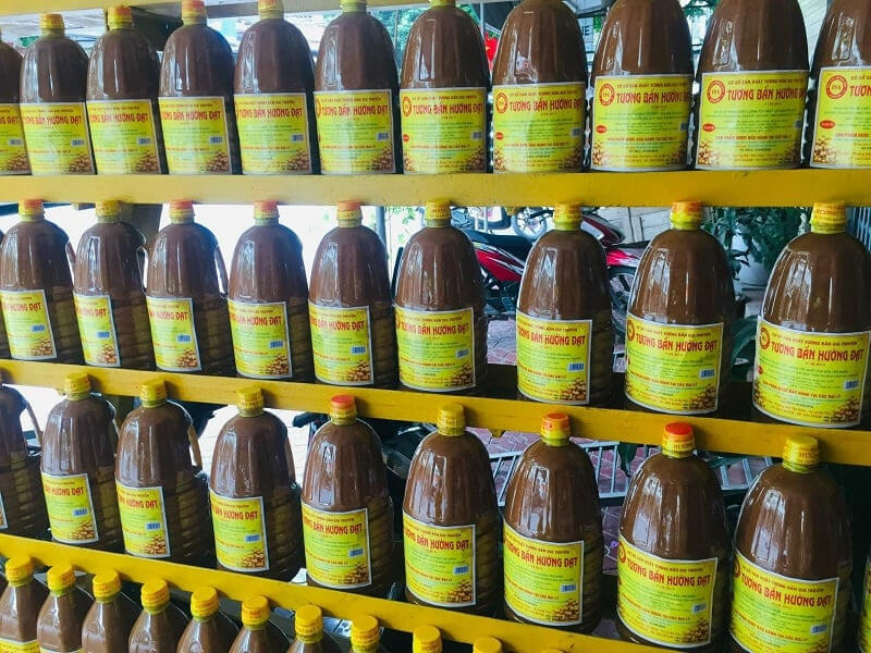 Tương Bần là đặc sản mà bạn nên mua về làm quà cho gia đình, bạn bè