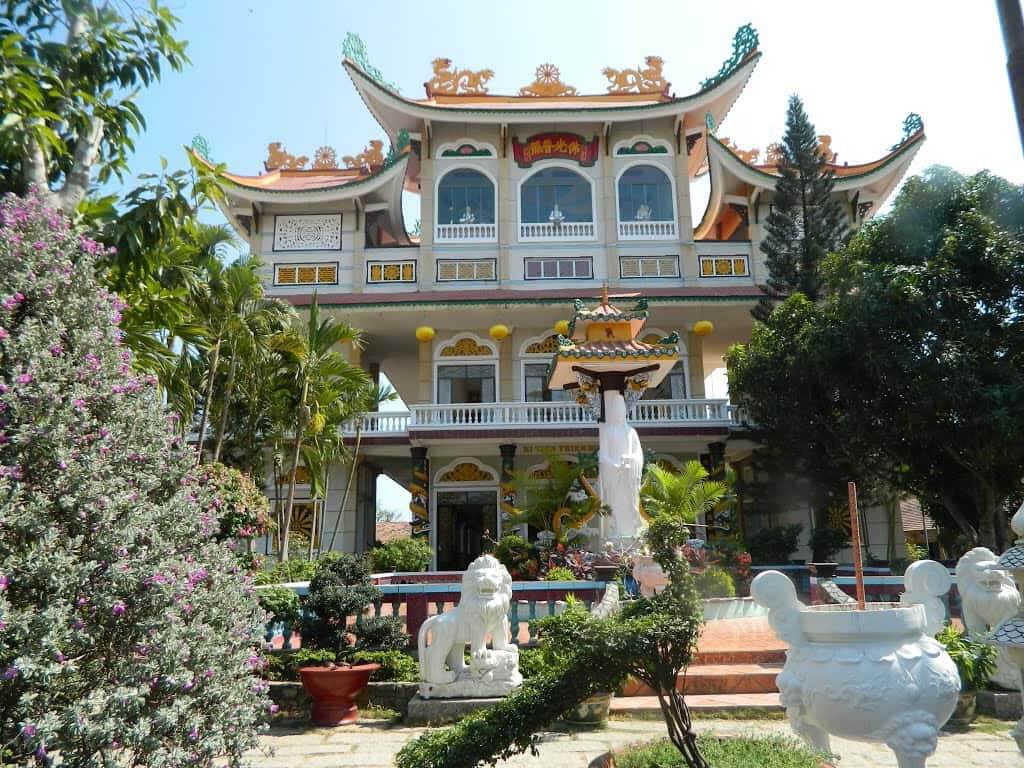 Chùa Bánh Xèo Vũng Tàu - 4 lưu ý cho du khách