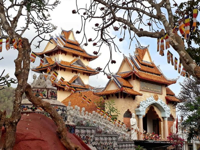 Hành trình tâm linh tại Chùa Hộ Pháp Vũng Tàu