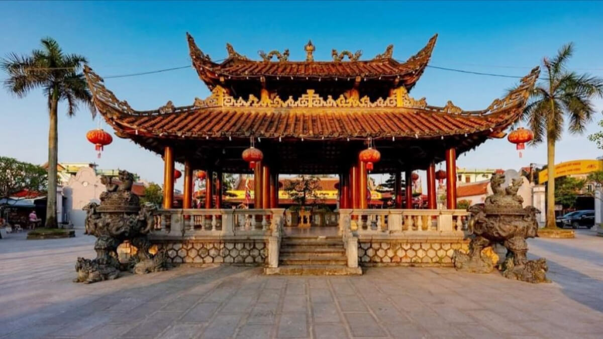 Khám phá các địa điểm tâm linh nổi bật