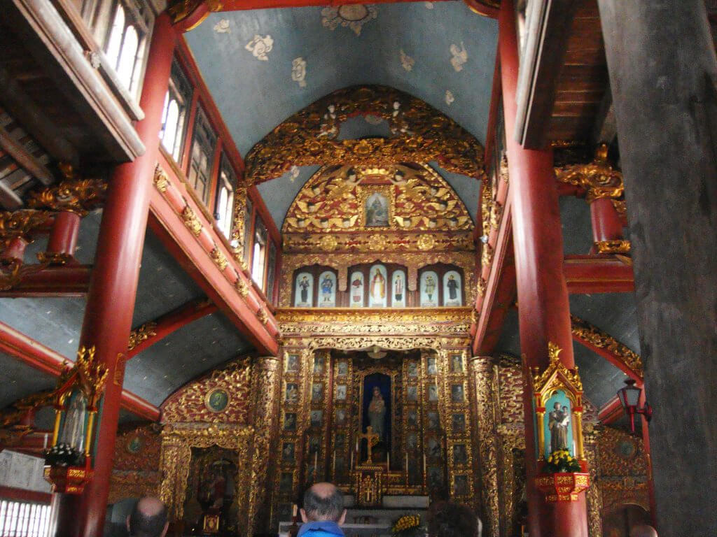 Tham quan nhà thờ đá Phát Diệm