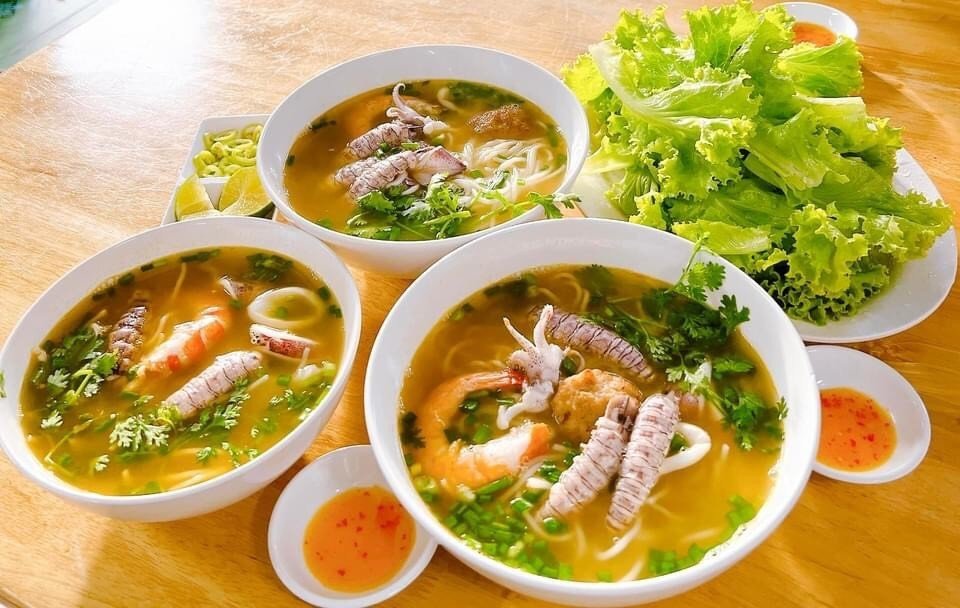 bánh canh ghẹ Vũng Tàu