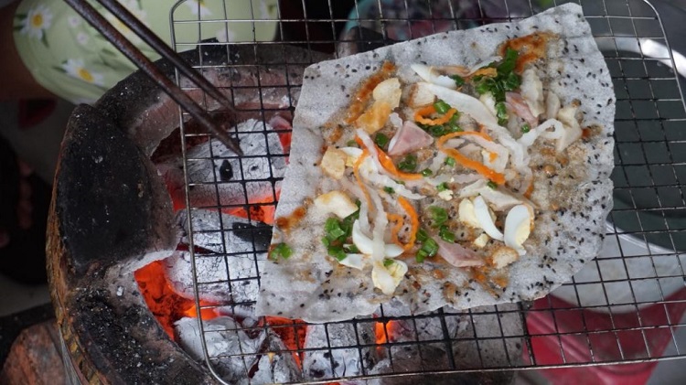 Bánh tráng mắm ruốc Phan Thiết