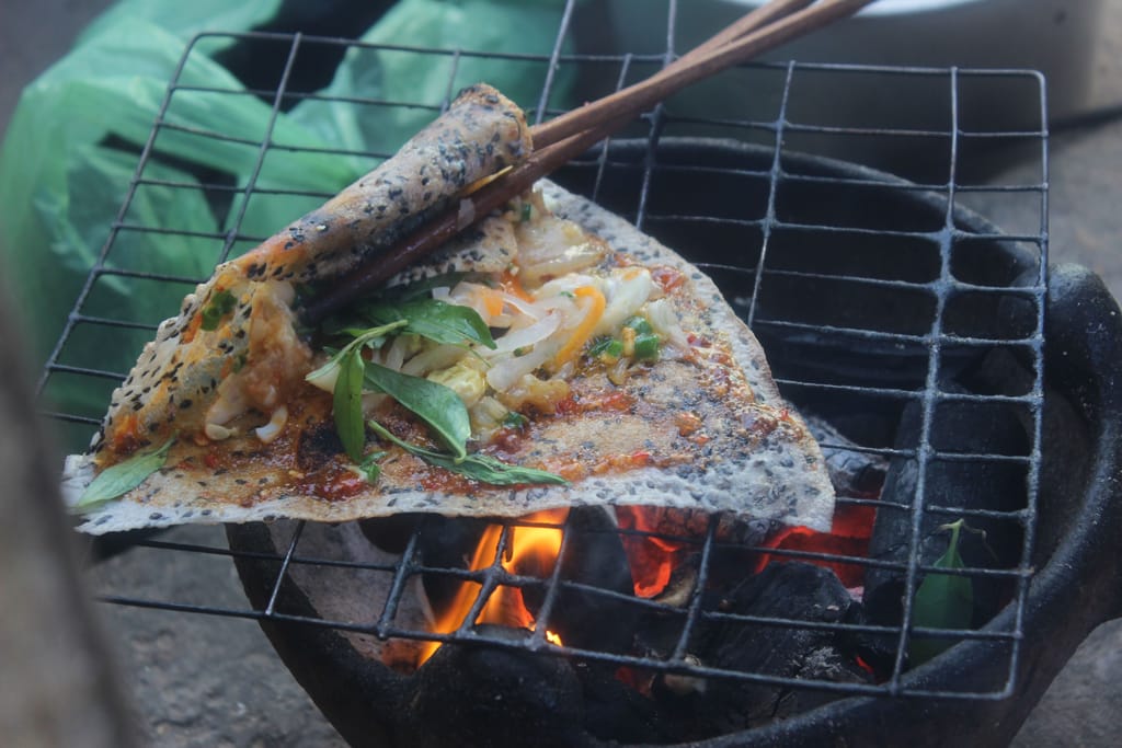 Bánh tráng mắm ruốc Phan Thiết