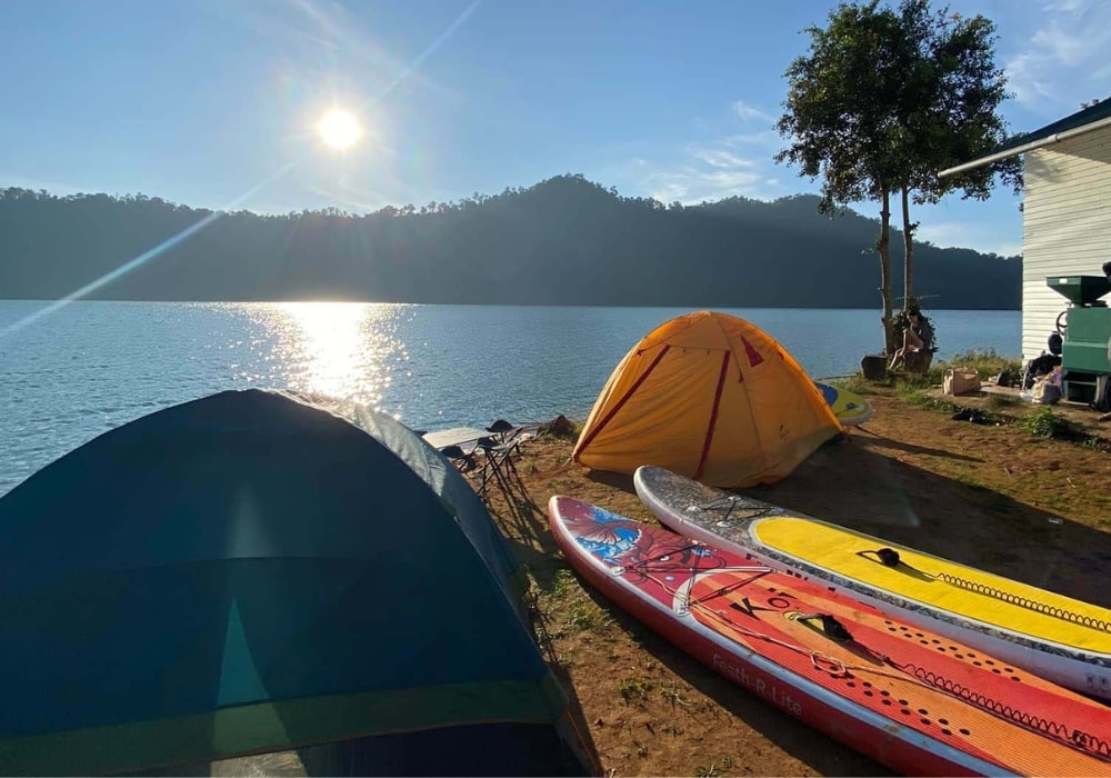 Trải nghiệm camping Phan Thiết mát mẻ bên hồ
