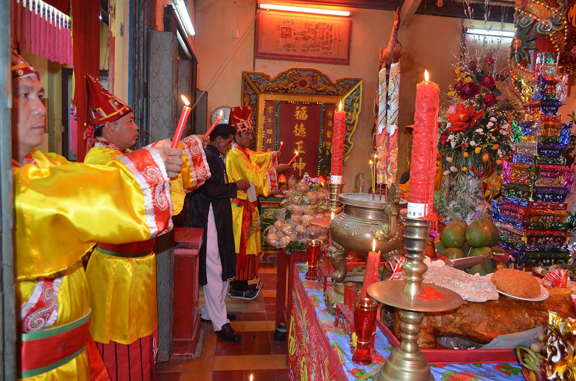 Đình Trần Thắng Tam