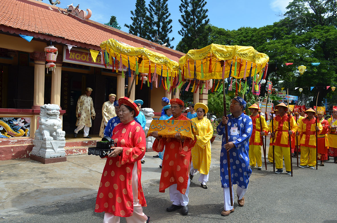 Đình Trần Thắng Tam