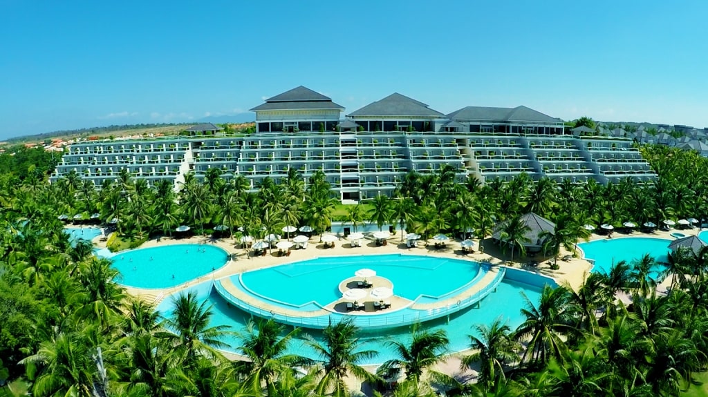 Sea Links Mũi Né với sân golf 18 lỗ và hồ bơi vô cực
