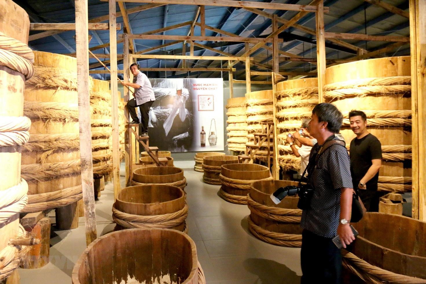 Quy trình sản xuất nước mắm tại Bảo tàng nước mắm Phan Thiết