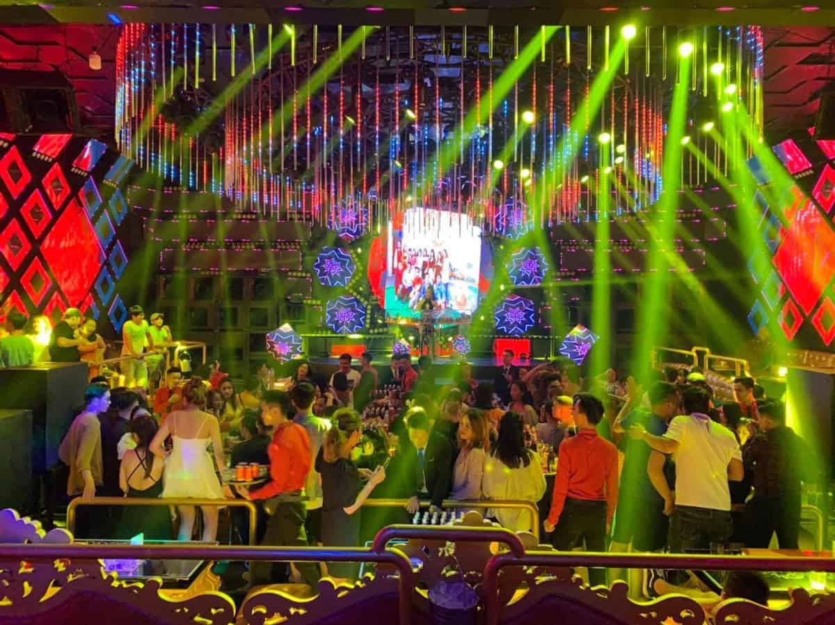 Vui chơi giải trí ở quán bar Phan Thiết về đêm