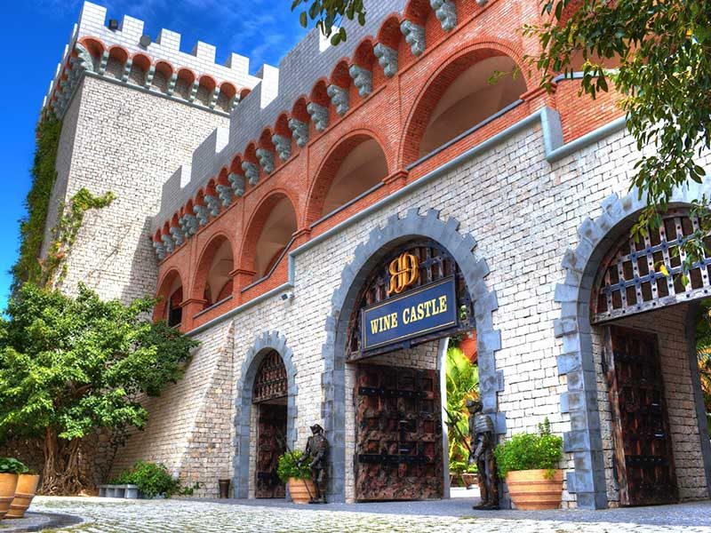 Lâu đài rượu vang Phan Thiết - Điểm du lịch hấp dẫn tại Mũi Né