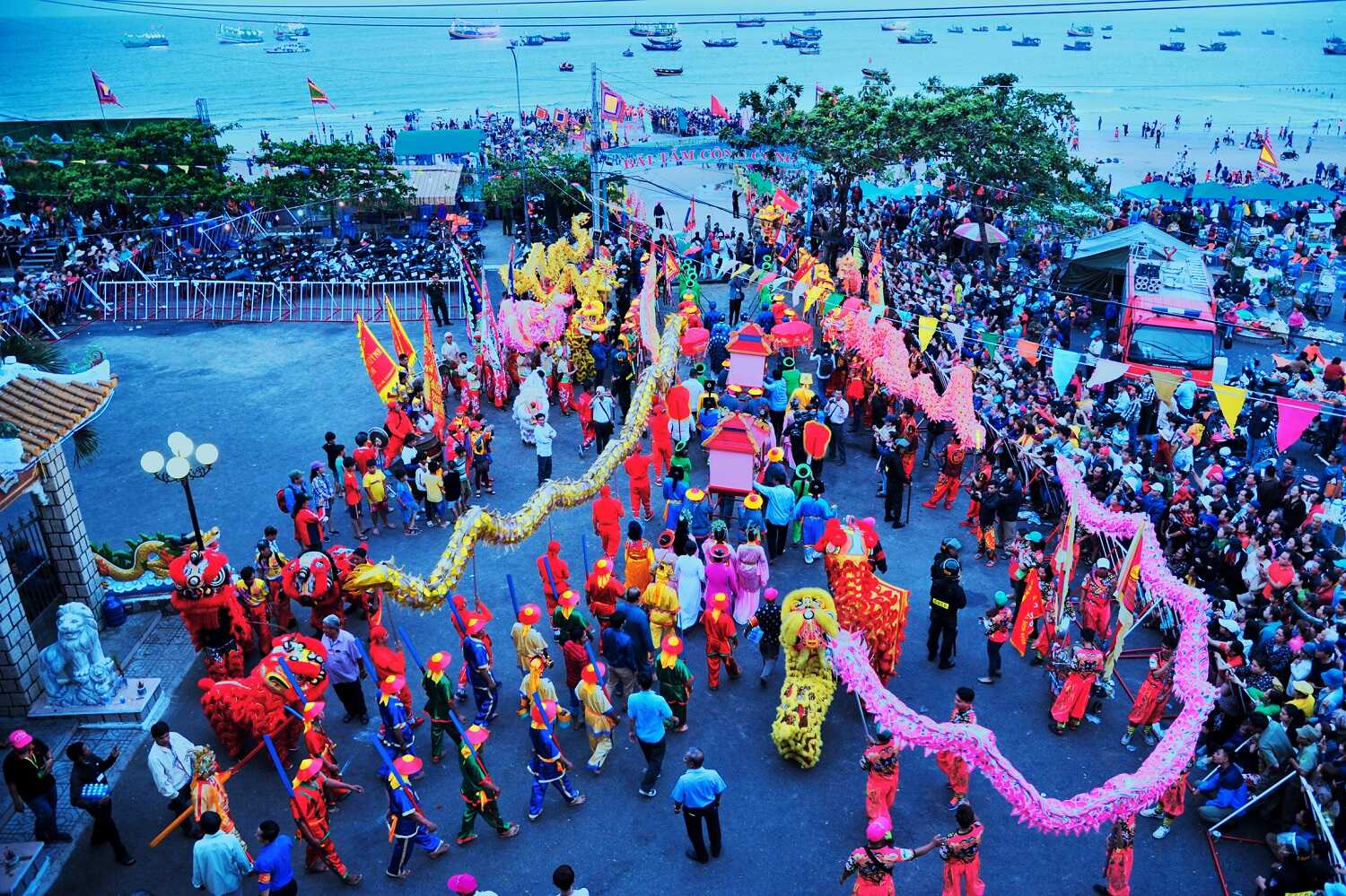 Lễ hội Dinh Cô Long Hải