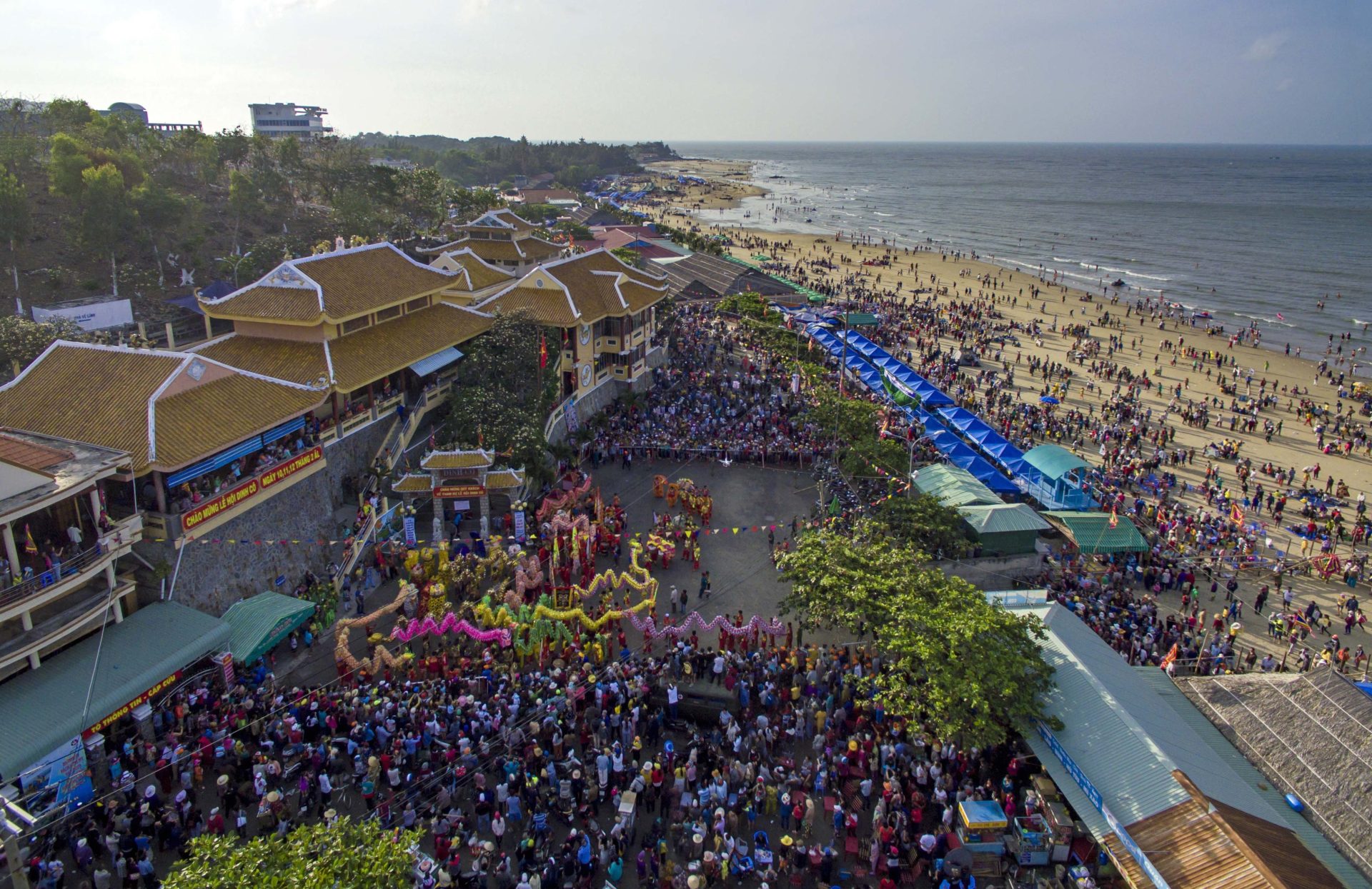 Lễ hội Dinh Cô Long Hải